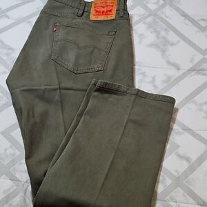 Levi's Men's Olive Jeans